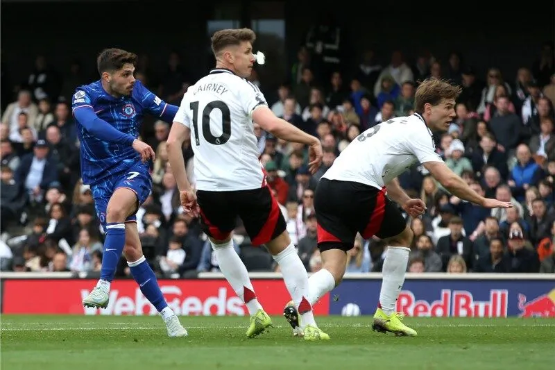 Fulham quyết tâm giành điểm trước Chelsea