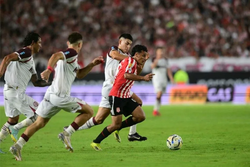 Lanus có thể nhận cú sốc trước Estudiantes